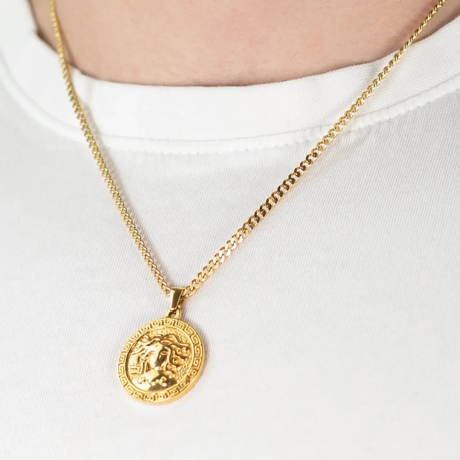 "MEDUSA NECKLACE"