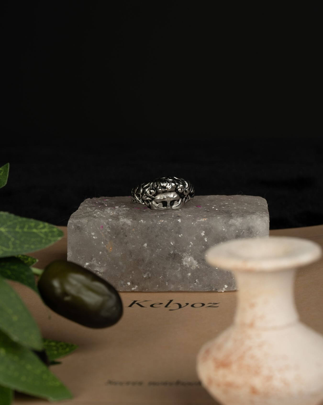 "DAVID - MICHELANGELO"