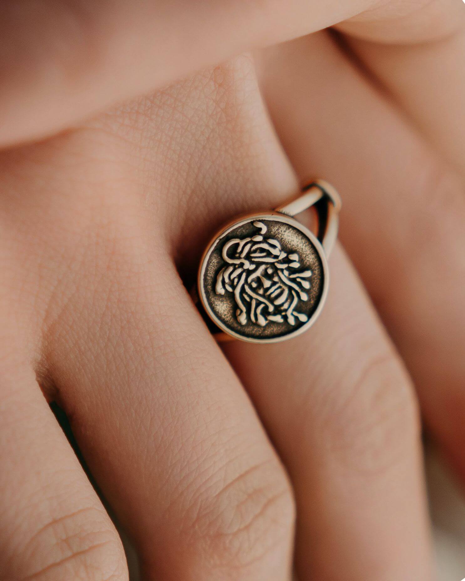 MEDUSA RING
